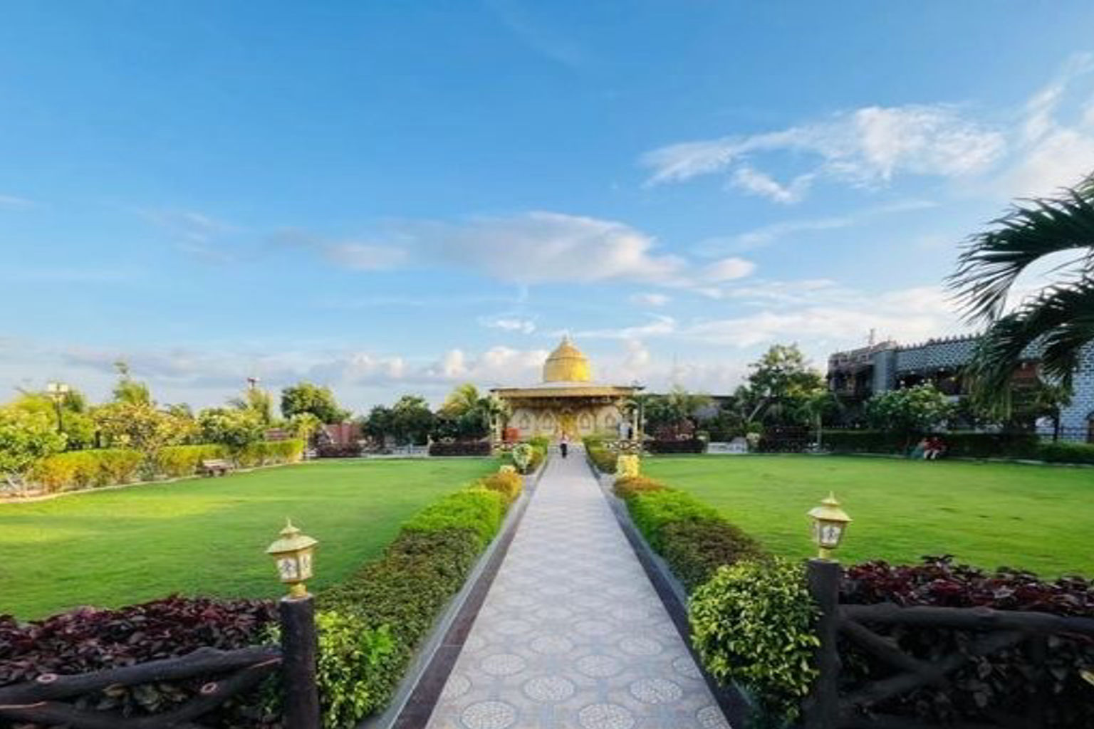Vrindavan Lawn